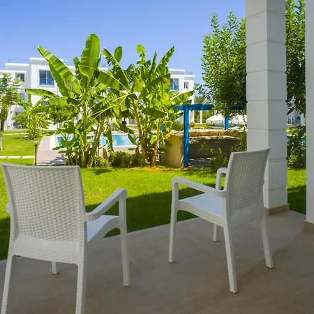 Apartment Blue Mare Hibiscus 2